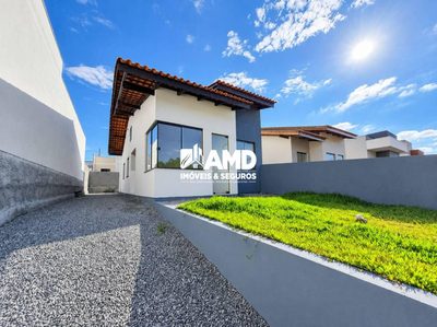 Casa, 3 quartos, 68 m² - Foto 1