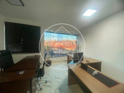 Sobrado, 8 quartos, 400 m² - Foto 1
