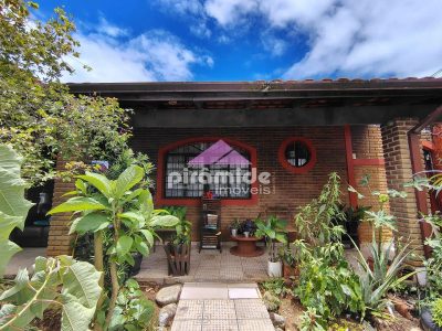 Casa, 3 quartos, 192 m² - Foto 1