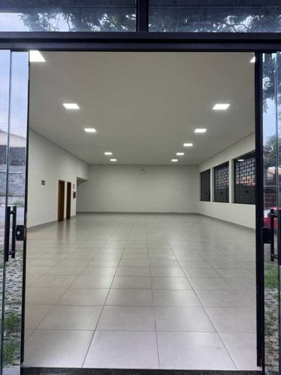 Loja-Salão, 200 m² - Foto 2
