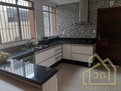 Sobrado, 3 quartos, 220 m² - Foto 1