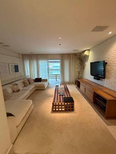 Apartamento, 3 quartos, 145 m² - Foto 1