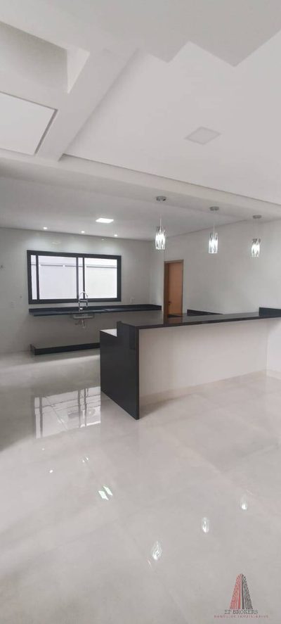 Casa, 3 quartos, 224 m² - Foto 4