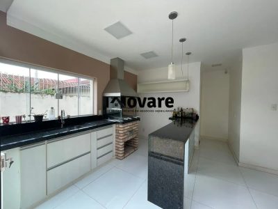 Casa, 3 quartos, 280 m² - Foto 2