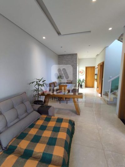 Casa, 4 quartos, 289 m² - Foto 3