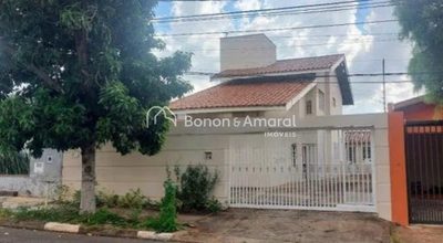 Casa, 3 quartos, 170 m² - Foto 1