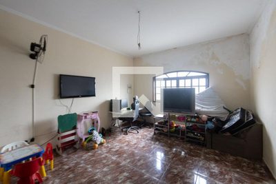 Casa, 2 quartos, 270 m² - Foto 2