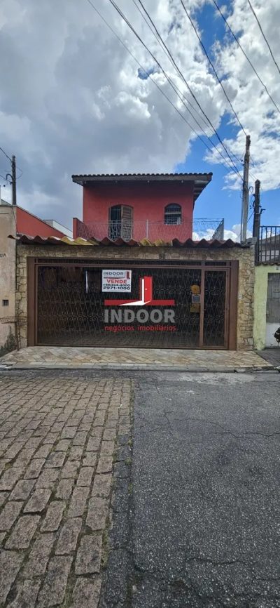 Casa, 3 quartos, 210 m² - Foto 1