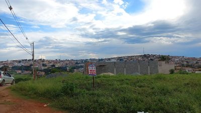 Terreno, 261 m² - Foto 1