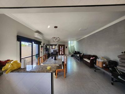 Casa, 300 m² - Foto 1