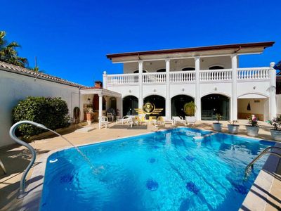Casa, 6 quartos, 400 m² - Foto 1