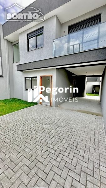 Casa, 5 quartos, 131 m² - Foto 1
