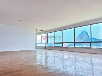Apartamento, 3 quartos, 270 m² - Foto 1