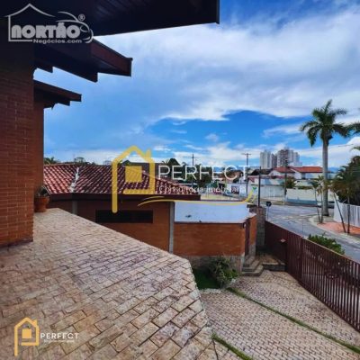 Casa, 5 quartos, 185 m² - Foto 4