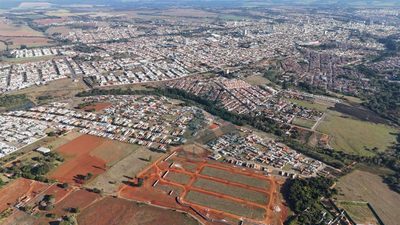 Loteamento e Condomínio, 272 m² - Foto 4