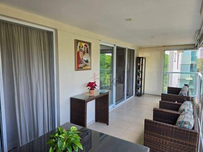 Apartamento, 3 quartos, 186 m² - Foto 1