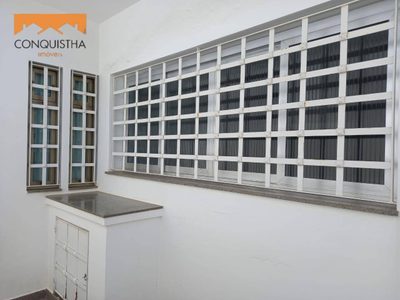 Casa, 3 quartos, 194 m² - Foto 2