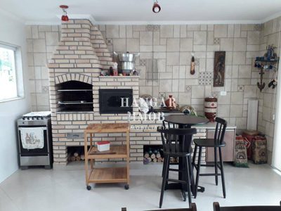 Casa, 3 quartos, 220 m² - Foto 1