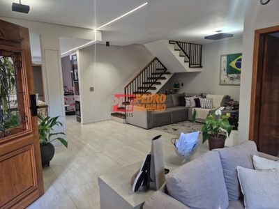 Sobrado, 4 quartos, 215 m² - Foto 1