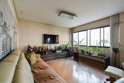 Apartamento, 3 quartos, 220 m² - Foto 1