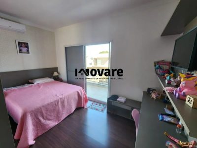 Casa, 4 quartos, 240 m² - Foto 2