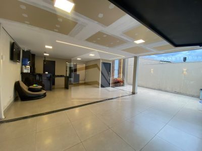 Casa, 3 quartos, 98 m² - Foto 1