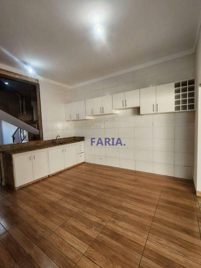 Casa, 3 quartos, 228 m² - Foto 5