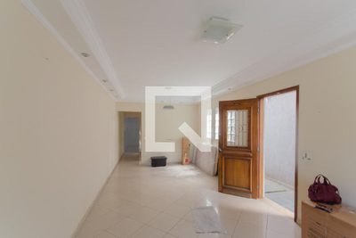 Casa, 3 quartos, 140 m² - Foto 3