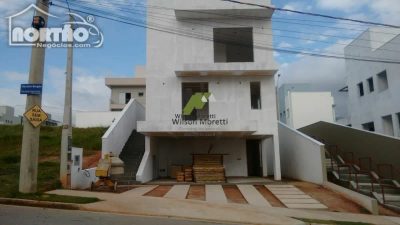 Casa, 5 quartos, 211 m² - Foto 2