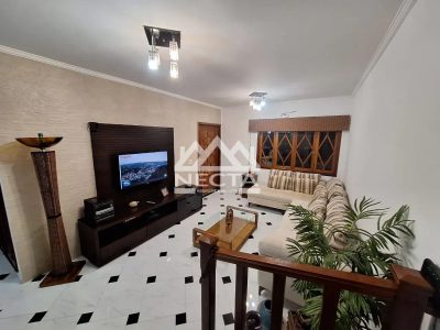 Sobrado, 2 quartos, 178 m² - Foto 1