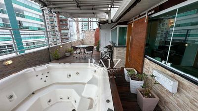 Cobertura, 3 quartos, 262 m² - Foto 2