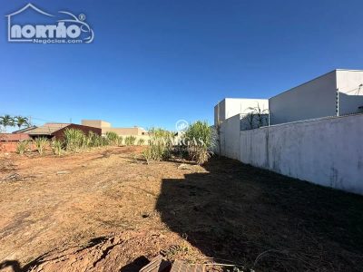Casa, 588 m² - Foto 1