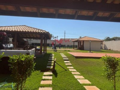 Chácara, 3 quartos, 1319 m² - Foto 1