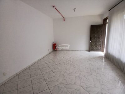 Casa, 5 quartos, 200 m² - Foto 4