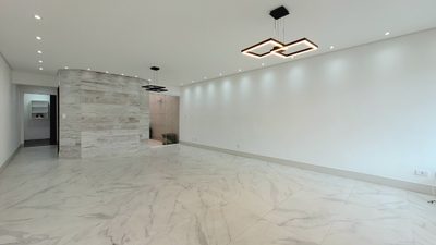 Casa, 3 quartos, 253 m² - Foto 2