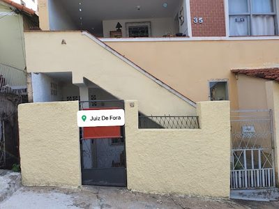 Casa, 6 quartos, 226 m² - Foto 1