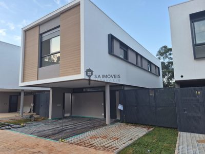 Casa, 3 quartos, 229 m² - Foto 1