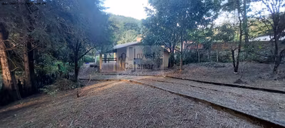 Chácara, 3 quartos, 1200 m² - Foto 1