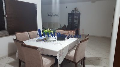 Apartamento, 3 quartos, 240 m² - Foto 1