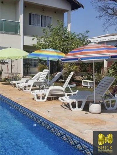 Sobrado, 4 quartos, 280 m² - Foto 1