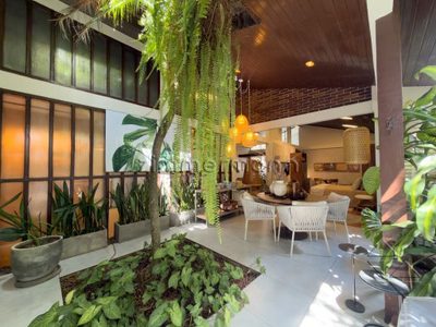 Casa, 5 quartos, 435 m² - Foto 1