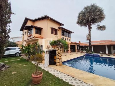 Sobrado, 3 quartos, 460 m² - Foto 1