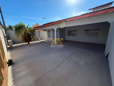 Casa, 3 quartos, 182 m² - Foto 1