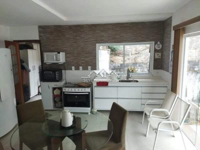 Casa, 3 quartos, 240 m² - Foto 5