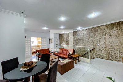 Casa, 2 quartos, 238 m² - Foto 3