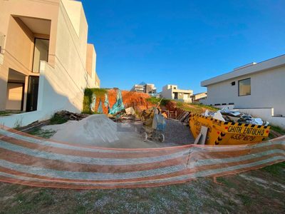 Loteamento e Condomínio, 250 m² - Foto 1