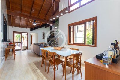 Casa, 3 quartos, 220 m² - Foto 2