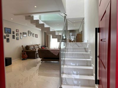 Sobrado, 3 quartos, 330 m² - Foto 4