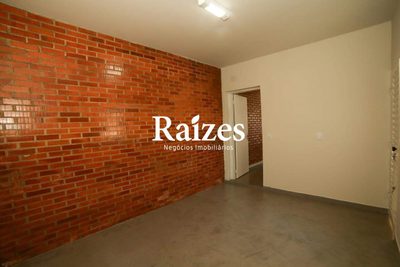Casa, 1 quarto, 250 m² - Foto 2
