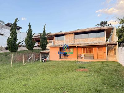 Chácara, 4 quartos, 1500 m² - Foto 1